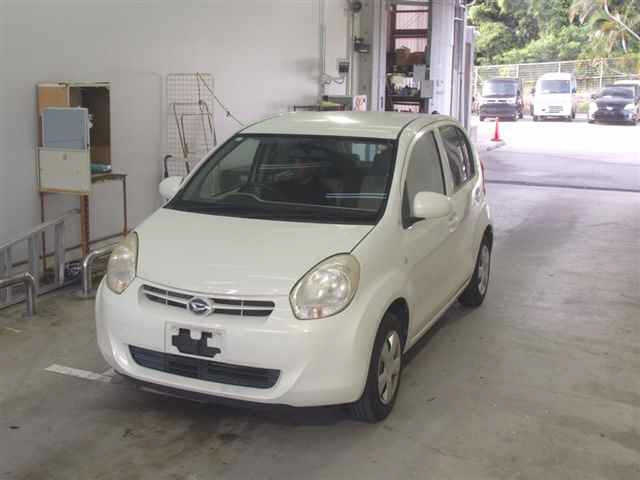 DAIHATSU BOON 2014