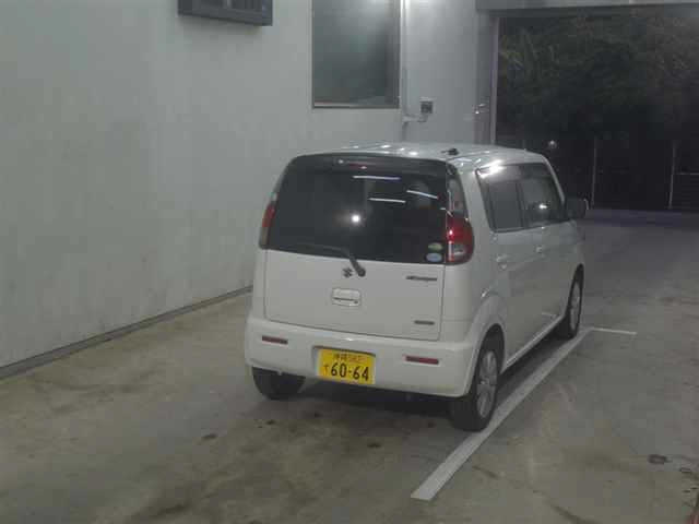 SUZUKI MRWAGON 2013
