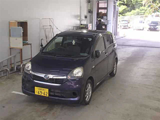 DAIHATSU MIRA E S 2013