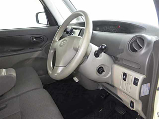 DAIHATSU TANTO 2011