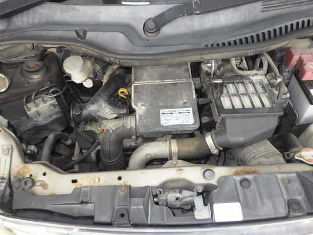 SUZUKI PALETTE 2010