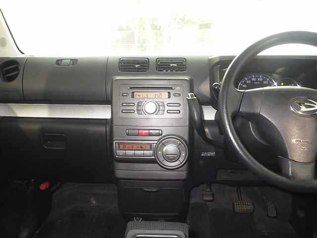 DAIHATSU MOVE CONTE 2013