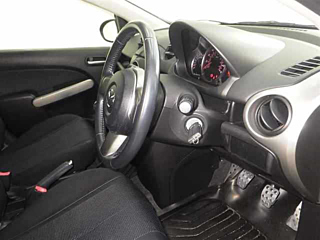 MAZDA DEMIO 2010