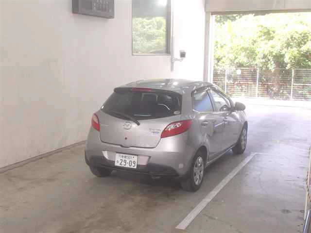 MAZDA DEMIO 2012