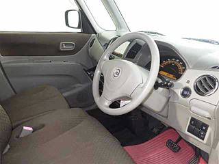NISSAN ROOX 2012
