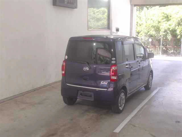 DAIHATSU TANTO EXE 2011