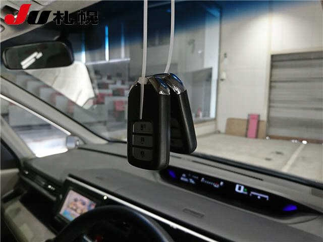 HONDA STEP WAGON 2017