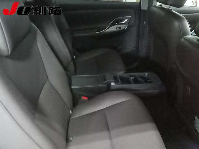 TOYOTA MARK X ZIO 2008