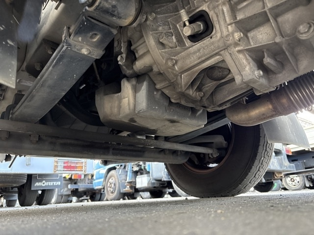 MITSUBISHI CANTER 2014