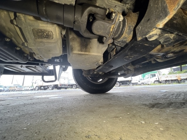 MITSUBISHI CANTER 2021