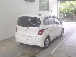 HONDA FREED 2010
