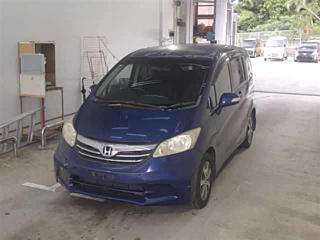 HONDA FREED 2013