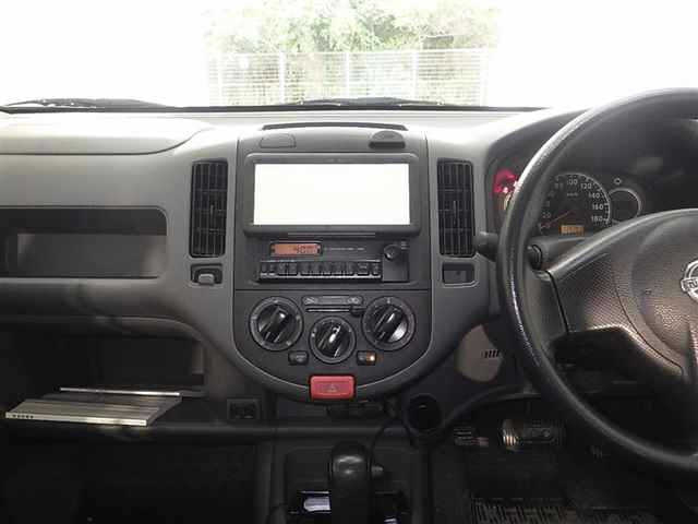 NISSAN AD 2013