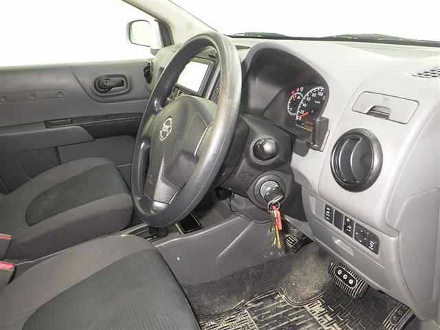 NISSAN AD 2013