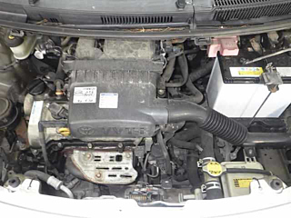 TOYOTA VITZ 2009