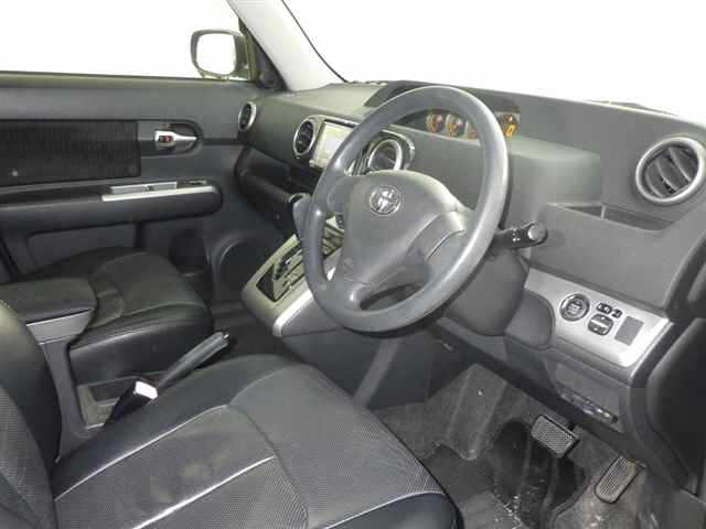 TOYOTA COROLLA RUMION 2012