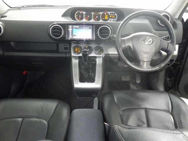 TOYOTA COROLLA RUMION 2012
