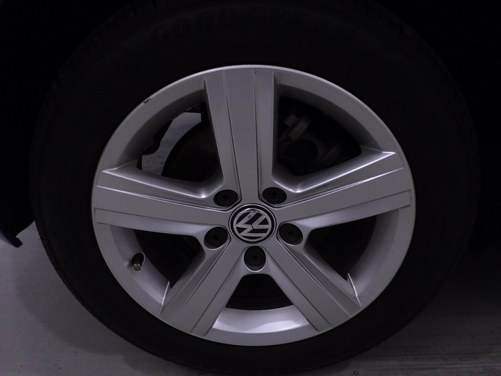 VOLKSWAGEN GOLF 2015