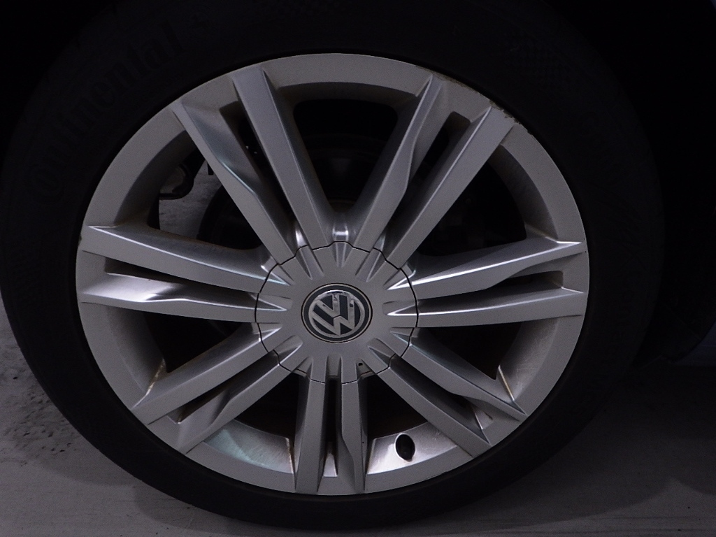 VOLKSWAGEN GOLF 2013