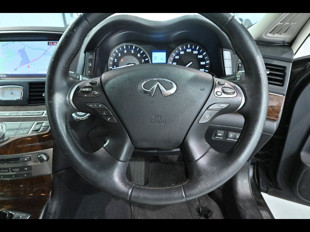 NISSAN FUGA 2016