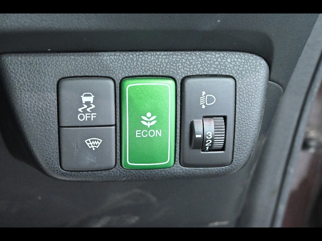 HONDA FIT SHUTTLE 2012