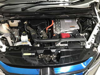 NISSAN SERENA 2019