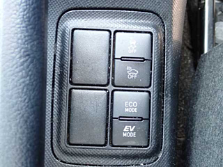 TOYOTA AQUA 2016