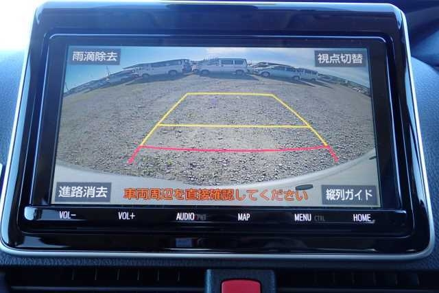 TOYOTA NOAH 2019
