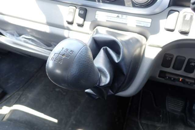 MITSUBISHI CANTER 2022