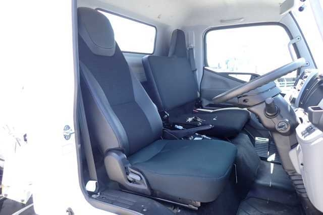 MITSUBISHI CANTER 2022