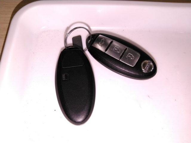 NISSAN FUGA 2012