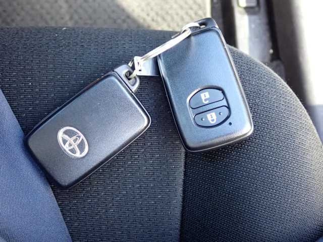 TOYOTA COROLLA FIELDER 2021