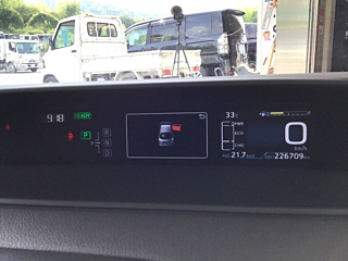 TOYOTA PRIUS 2016