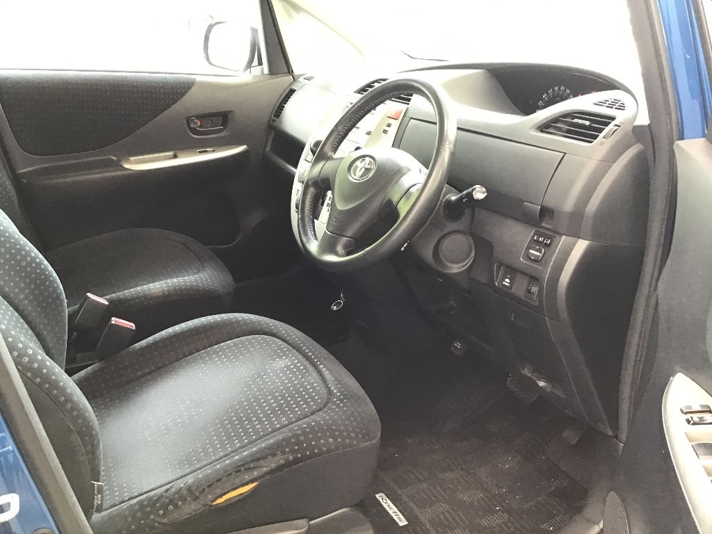 TOYOTA RACTIS 2008