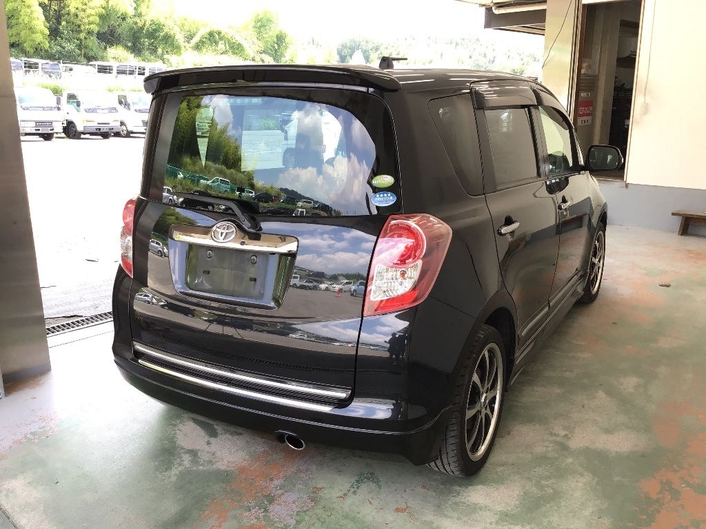 TOYOTA RACTIS 2009
