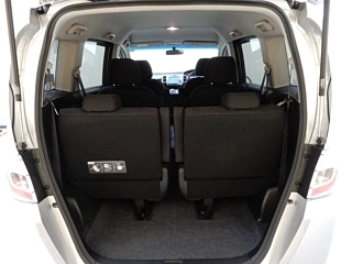 HONDA FREED 2013