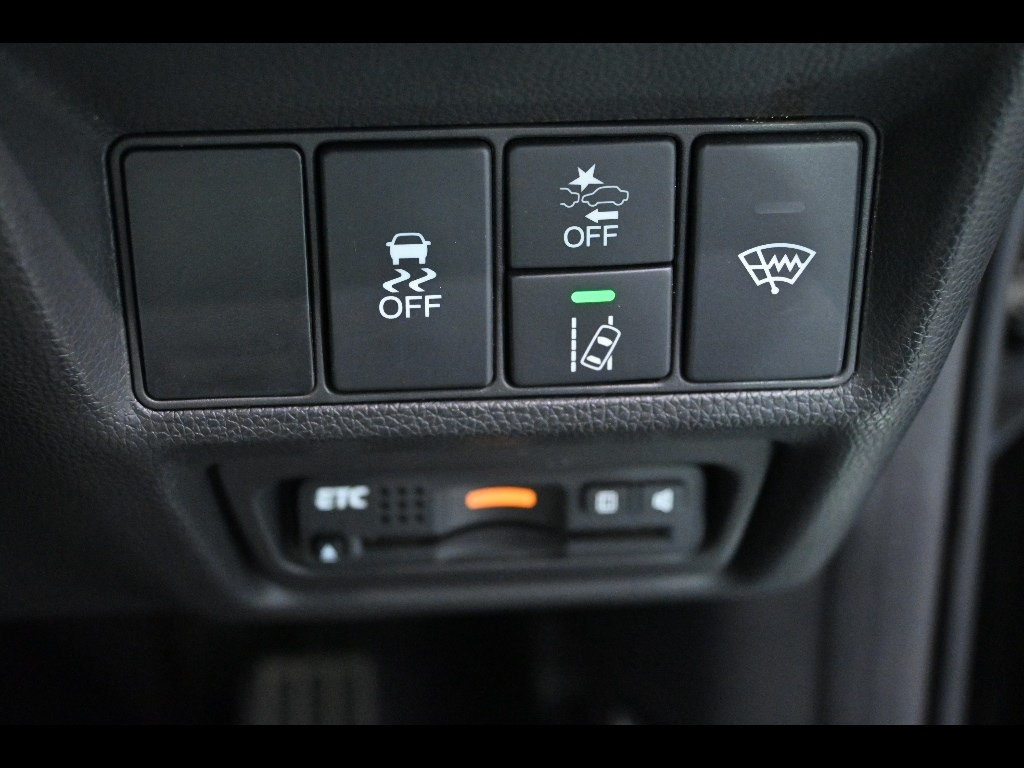 HONDA STEP WAGON 2016