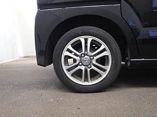 HONDA N BOX 2015