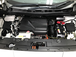NISSAN LEAF 2018