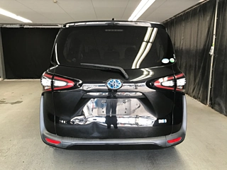 TOYOTA SIENTA 2015