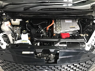 NISSAN SERENA 2018
