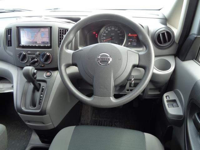 NISSAN NV200 2020