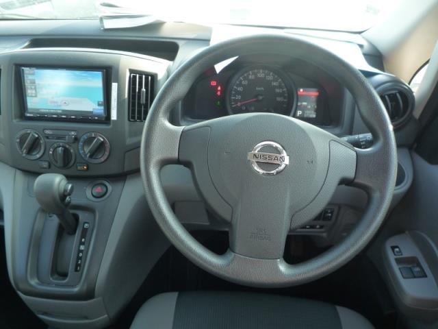 NISSAN NV200 2020