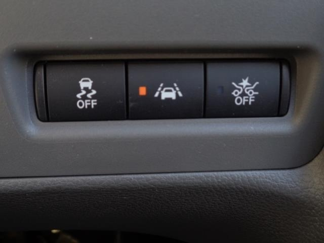 NISSAN NV200 2020