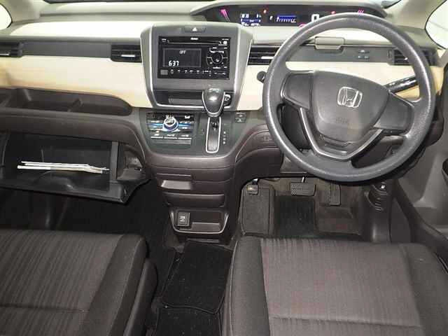 HONDA FREED 2016