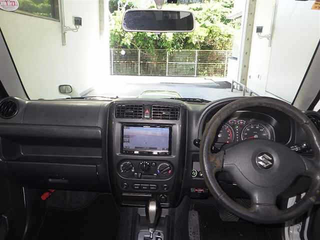 SUZUKI JIMNY 2010
