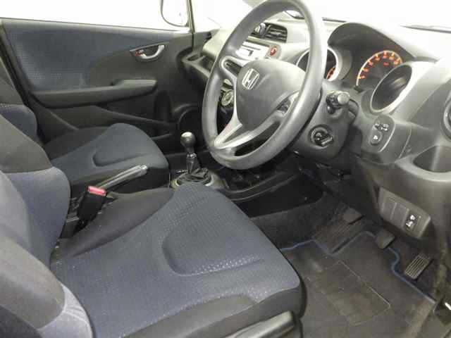 HONDA FIT 2010