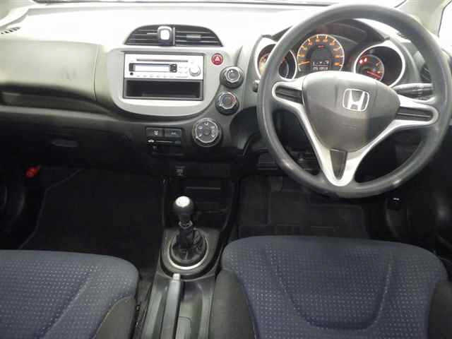HONDA FIT 2010