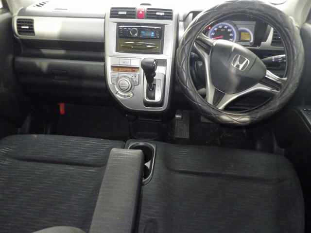 HONDA ZEST 2010
