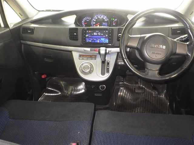 DAIHATSU MOVE 2010